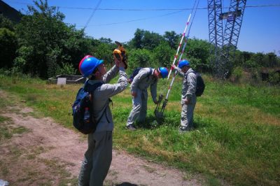 湖北電力：高溫下巡線，為軍運(yùn)會保駕護(hù)航