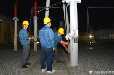 110千伏仲宮變電站強(qiáng)化設(shè)備的夜巡、特巡、節(jié)點(diǎn)測溫和隱患排查
