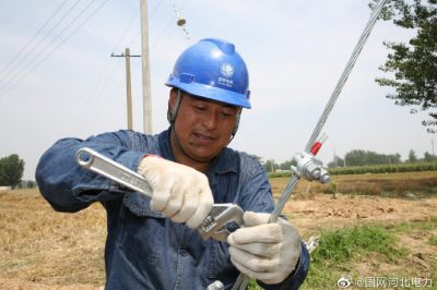 國網(wǎng)海興縣供電公司：冒高溫忙改造，強(qiáng)配網(wǎng)保供電