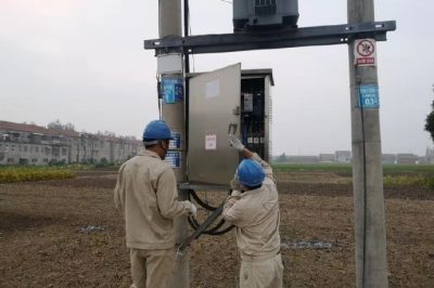 淮安供電公司漏?！鞍衙}問診”確保國慶安全
