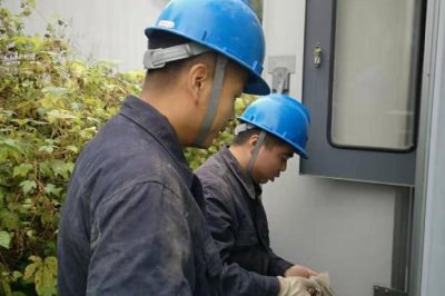 鄠邑區(qū)供電公司排除各類故障  力?？蛻艄╇? title=