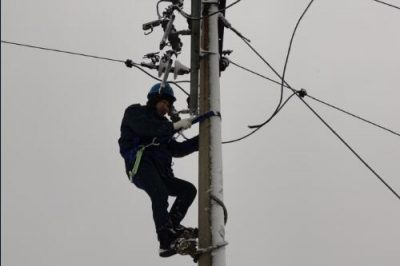 韓城市供電公司啟動雨雪冰凍應(yīng)急預案