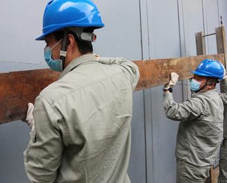 封堵廠房大門為哪般？