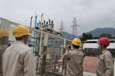 “兩會”保電，我們堅守在崗