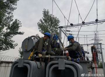 雨中逆行，只為及時消除隱患