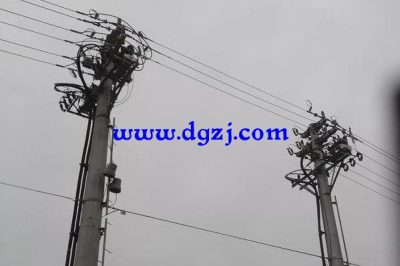電力電桿離民宅應該有多遠？