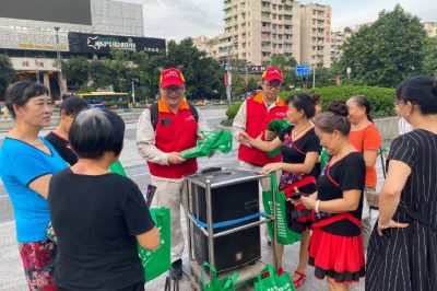 國網(wǎng)重慶綦南供電公司開展“防疫有我，愛衛(wèi)同行”志愿服務(wù)活動