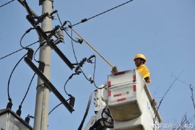 帶電增容 滿(mǎn)足客戶(hù)用電需求
