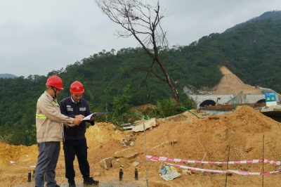 為開春高速的隧道、高速出入口永久用電做勘查工作和設計供電方案