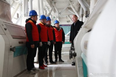 到臺(tái)前宏達(dá)面業(yè)有限公司開(kāi)展電力志愿服務(wù)活動(dòng)